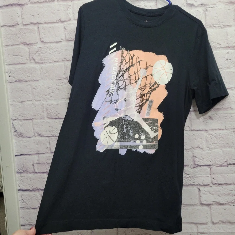 Air Jordan Jumpman Coral Graphic Tshirt Mens M Basketball Athletic‎ Streetwear